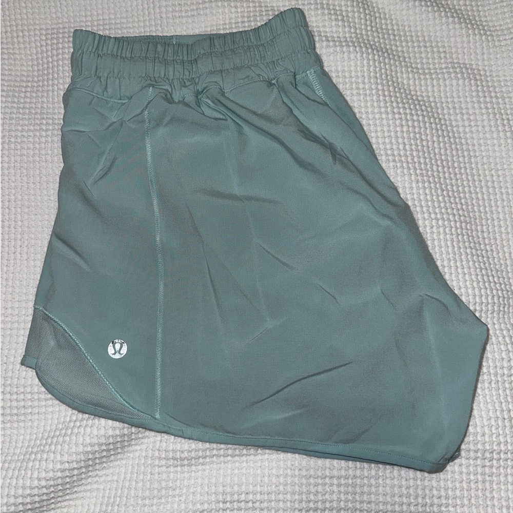 Lululemon hotty hot shorts!